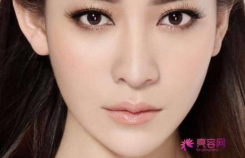 想做假体的妹子看过来!膨体垫下巴取出假体可以吗?