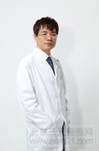 广州紫馨李定右医生 广州紫馨李定右改脸型多少钱?好不好?