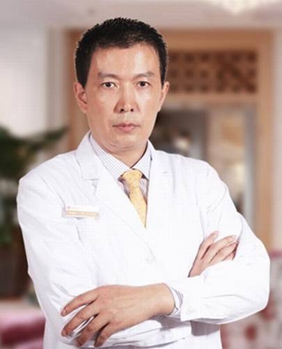 上海玫瑰李鸿君隆胸怎么样?多少钱?案例?
