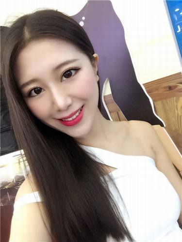 就问你这个鼻子漂亮不漂亮!?啥也不说了,小编给跪了,快告诉是在哪做的?,小编愿意跪下唱征服!