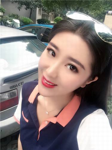 就问你这个鼻子漂亮不漂亮!?啥也不说了,小编给跪了,快告诉是在哪做的?,小编愿意跪下唱征服!