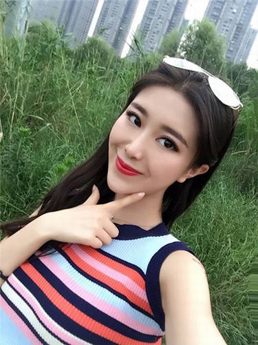 就问你这个鼻子漂亮不漂亮!?啥也不说了,小编给跪了,快告诉是在哪做的?,小编愿意跪下唱征服!