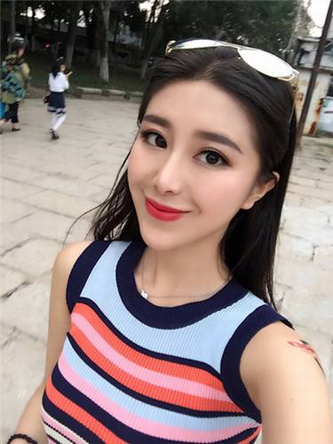 就问你这个鼻子漂亮不漂亮!?啥也不说了,小编给跪了,快告诉是在哪做的?,小编愿意跪下唱征服!