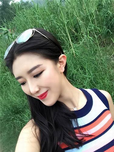 就问你这个鼻子漂亮不漂亮!?啥也不说了,小编给跪了,快告诉是在哪做的?,小编愿意跪下唱征服!