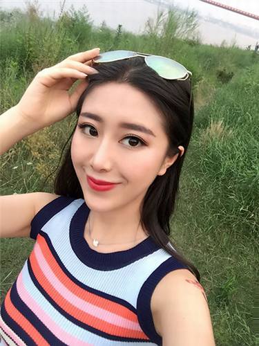 就问你这个鼻子漂亮不漂亮!?啥也不说了,小编给跪了,快告诉是在哪做的?,小编愿意跪下唱征服!