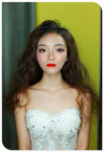 哎呀!有妹子主动反馈做鼻部手术的案例!小主十分高兴!这不,马上发来给大家瞧瞧!这还是自体软骨隆鼻哦!个人觉得这鼻子真心好看!完美!perfect!手动比心!比心!