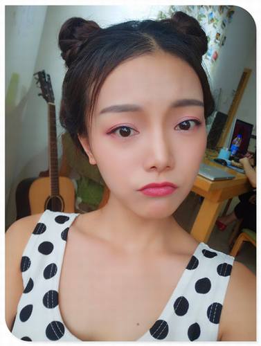 哎呀!有妹子主动反馈做鼻部手术的案例!小主十分高兴!这不,马上发来给大家瞧瞧!这还是自体软骨隆鼻哦!个人觉得这鼻子真心好看!完美!perfect!手动比心!比心!