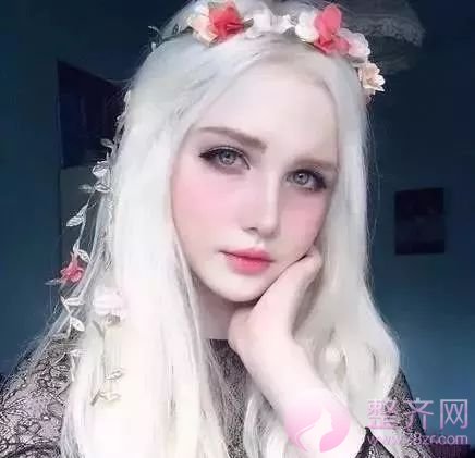 让人过目难忘的俄罗斯女孩,年纪轻轻就……
