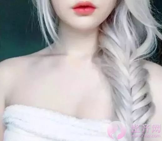 让人过目难忘的俄罗斯女孩,年纪轻轻就……