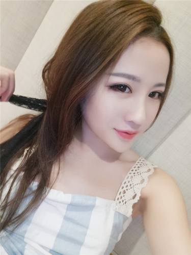 给姐妹们看看我的隆鼻案例,我的鼻子太漂亮,大家可不要羡慕我哦,哈哈哈哈,下面给大家看看我的变美经历!哇咔咔,嘿嘿~~~~