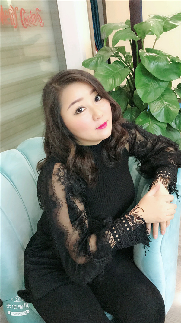 给姐妹们看看我的脂肪填充案例,做了脂肪填充脸部后大家都说我年轻了五岁,你们可不要羡慕我哦,哈哈哈哈,下面给大家看看我的变美经历!哇咔咔,嘿嘿~~~~