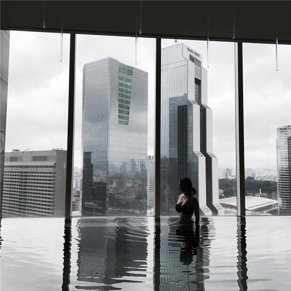 新的一年新的开始,告别太平公主啦~~~姐妹们,我再也不是太平公主啦!进来看看我的自体脂肪丰胸案例吧~~~~嘻嘻