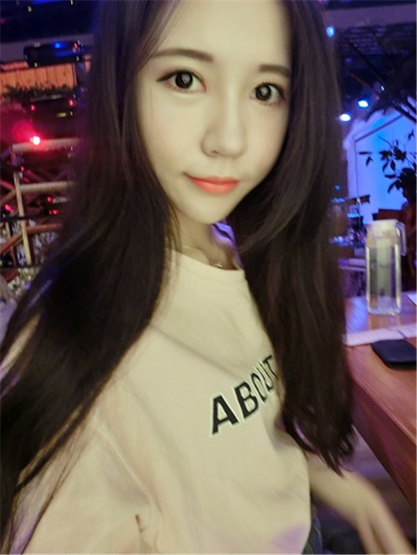 我的长曲线改脸型变V脸女神案例!!姐妹们,我之前的脸很长给人怪怪的感觉,现在也是一名小脸女神哈哈哈~~~
