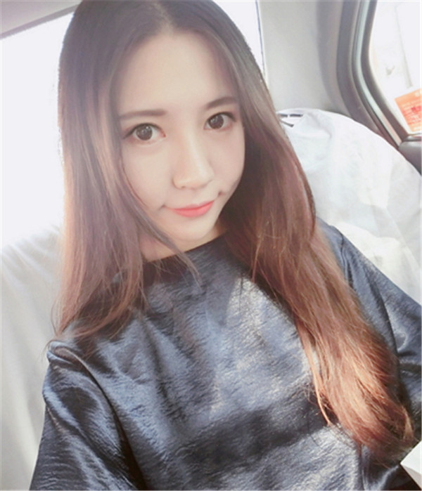 我的长曲线改脸型变V脸女神案例!!姐妹们,我之前的脸很长给人怪怪的感觉,现在也是一名小脸女神哈哈哈~~~