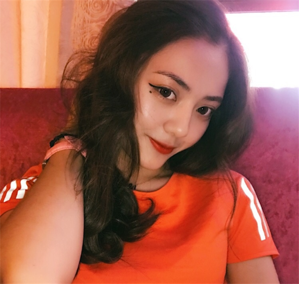 我的面部吸脂案例,从大脸妹子变成小脸女神只用了一个月!宝宝们进来看看我的神奇变化吧~~~~~