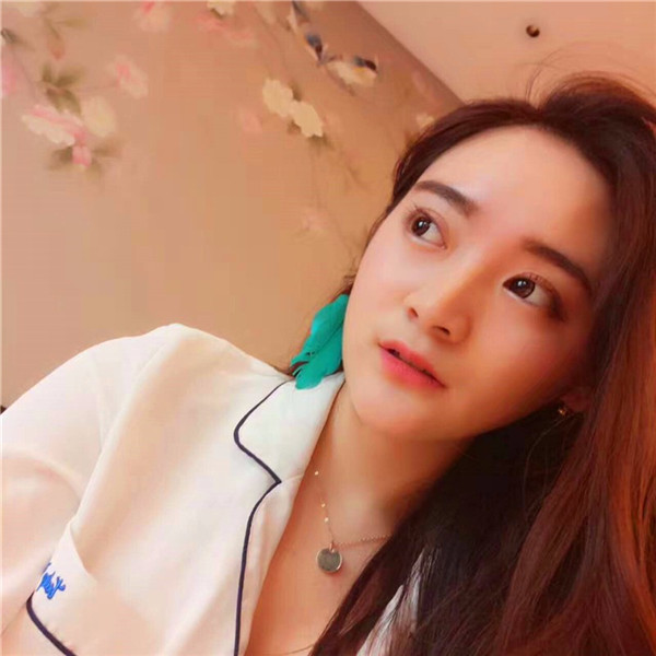 【************一个月分享心得】现在的脸真的感觉很小了哈哈 本来考虑做面吸的,自从我做了小v脸提升之后就不想做面吸了~~~