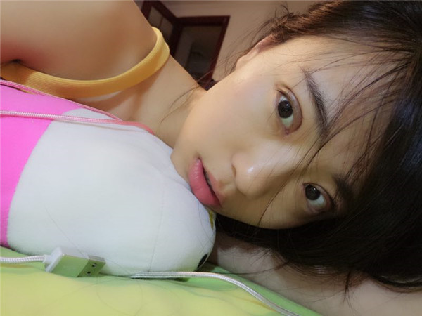 姐妹们,来看看我的双眼皮修复案例吧!看我修复的怎么样?之前失败的双眼皮手术给我留下了阴影,简直是花钱买罪受!