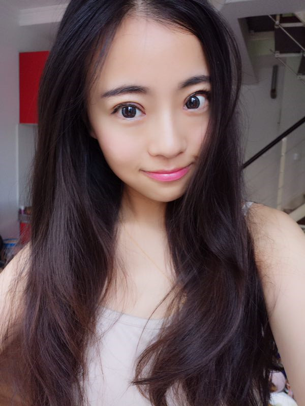 姐妹们,来看看我的双眼皮修复案例吧!看我修复的怎么样?之前失败的双眼皮手术给我留下了阴影,简直是花钱买罪受!
