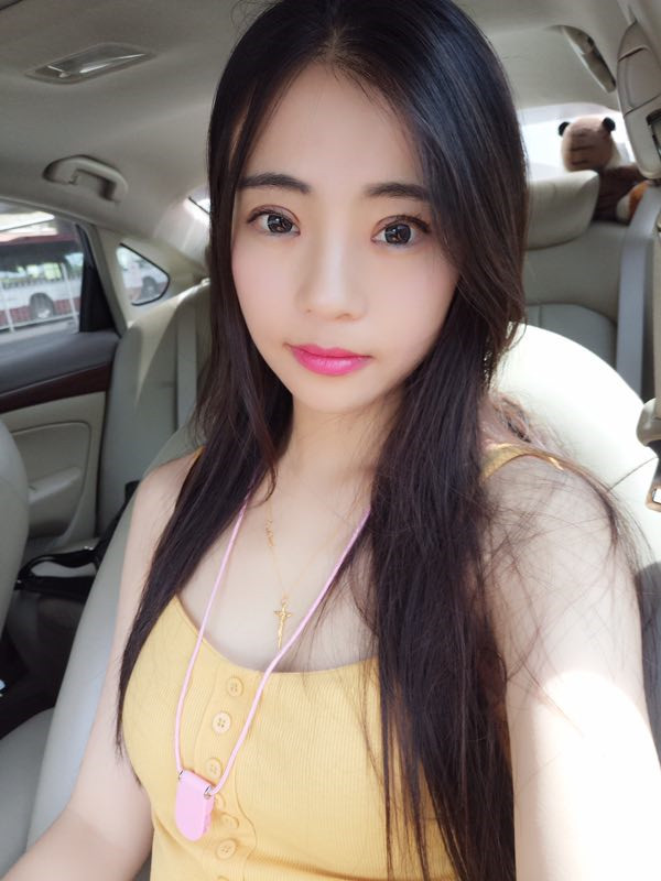 姐妹们,来看看我的双眼皮修复案例吧!看我修复的怎么样?之前失败的双眼皮手术给我留下了阴影,简直是花钱买罪受!