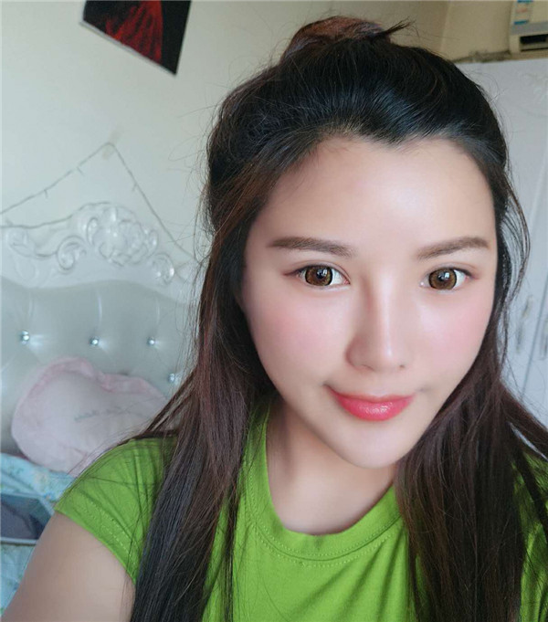 姐妹们,越是年轻越要保养!来看看我的埋线提升案例吧, 自己年轻了快10岁了,我老公我闺蜜都那么说我!