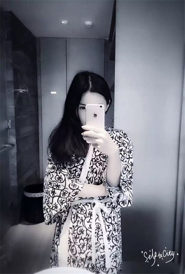 【鼻部手术】小仙女们,做完手术第一天就迫不及待想把自己这次的经历分享给大家了~~~我先放一些我的照片让宝宝们看看我的恢复情况