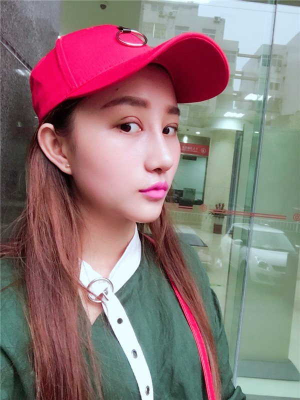 【双眼皮+隆鼻术】春节长假过完啦,亲朋好友们都夸我变漂亮了,一条精致的线,就能够让眼睛瞬间变大、变亮、变漂亮!