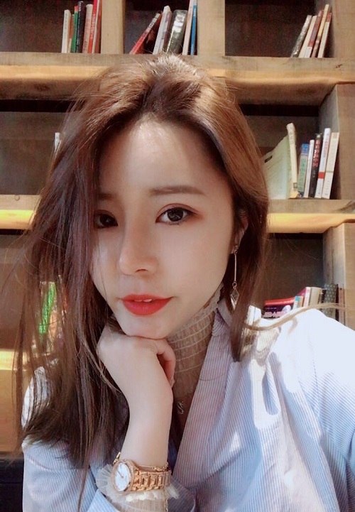 漂亮鼻子,完美侧颜杀