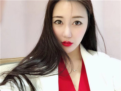姐妹们,自体脂肪填充脸部后,丑的不敢见人。要变美先变鬼,有想知道恢复后会是什么样的吗?那就进来看看吧~