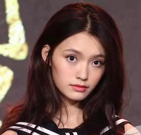 解决眼袋、黑眼圈,老阿姨秒变小姐姐