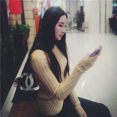快了快了,清明小长假过去不久,5.1小长假就快来了,哈哈,今天给大家分享是的上海小模特的面部吸脂案例,比你美的人比你更努力哦!