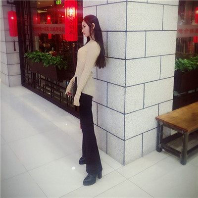 快了快了,清明小长假过去不久,5.1小长假就快来了,哈哈,今天给大家分享是的上海小模特的面部吸脂案例,比你美的人比你更努力哦!