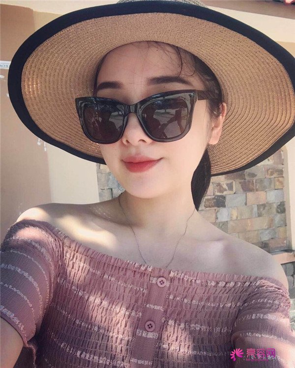小仙女儿们,我也要过六一啦!!~~快快进来看我的神奇变美经历!脸部轮廓美的不行啊~~拍照再也不用各种找角度了嘻嘻~~,虽然都是成年人了~~不行不行~我也要过六一~~