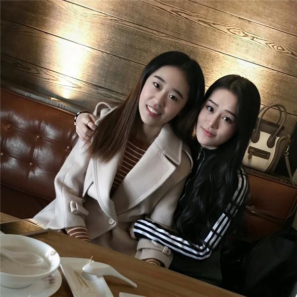 宝宝们,以前我一直觉得自己是丑小鸭,但是自从做了微整后,好多人都向我表白O(∩_∩)O哈哈