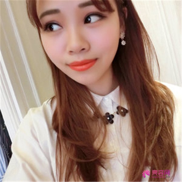 给你们分享我的全切双眼皮两个月案例啦~~~~想做双眼皮的小仙女们进来看看吧,我恢复的很好哦