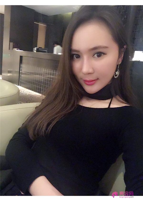 来分享我的鼻部手术案例啦~~~这个世界上没有丑女人,只有懒女人哈哈!来给个意见看看我做的怎么样?