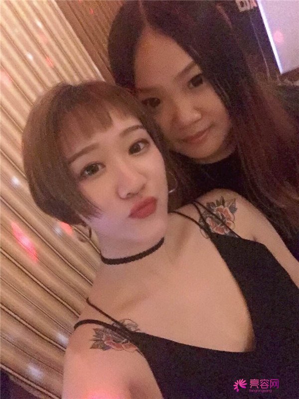 宝宝们,大家好,我来啦~我做的是眼部手术,恢复的很好哦,进来看看我的经历吧!