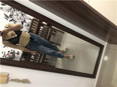 深圳美芮医疗美容王权吸脂瘦腰案例价格分享,年纪大肉松减不掉终于找到了解决方法。