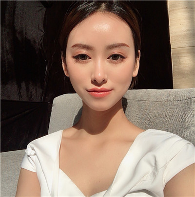 成美冯春雨隆鼻案例价格分享,做完鼻子连疤痕都看不到~