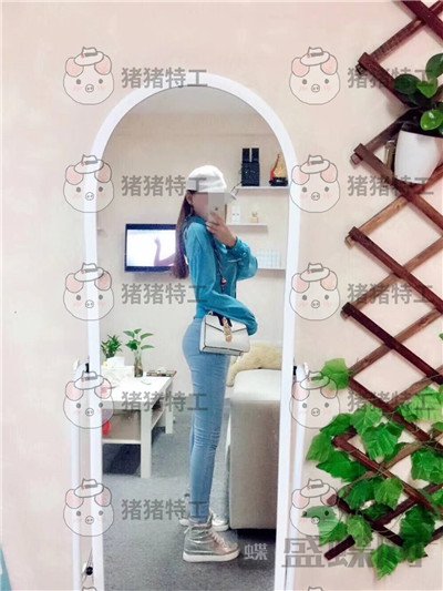 重庆瑞俪胡小义吸脂案例价格分享,这样的美腿终于可以穿上超短裙了!