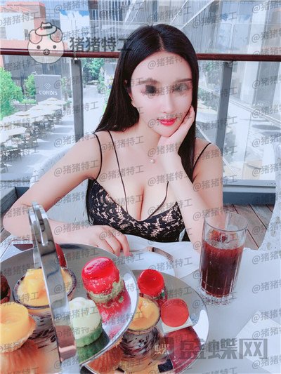 上海喜美王会勇隆鼻修复案例价格分享,跟以前的我比简直天差地别。