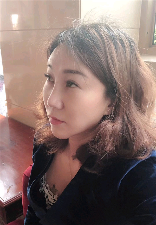 青岛伊美尔杨文国鼻部手术怎么样?价格案例