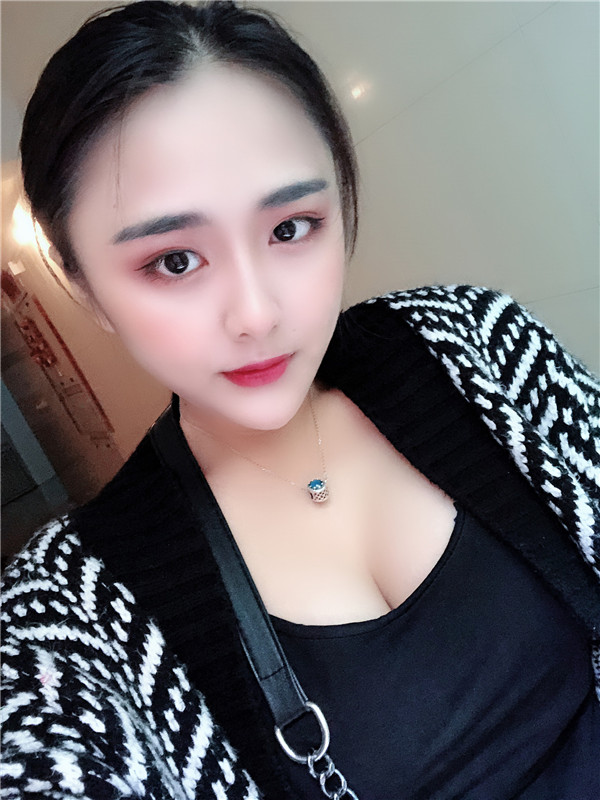 武汉中爱付荣峰隆胸怎么样?价格案例