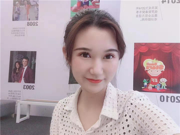 武汉化蝶李刚双眼皮怎么样?价格案例